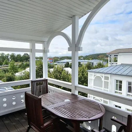 Apartment 703, Seepark